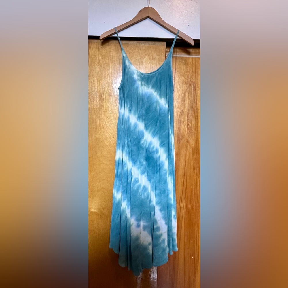 Knox Rose tie dye summer dress, size M.
